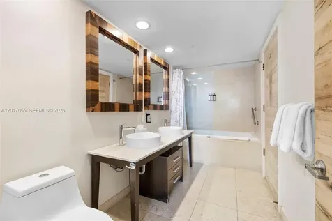 485 Brickell Avenue Miami FL 33131