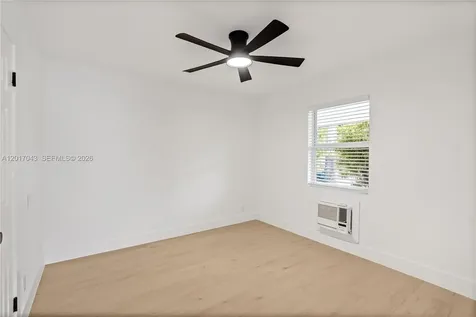 Hallandale Beach FL 33009
