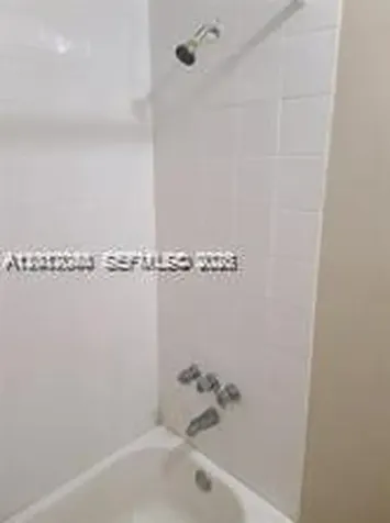 2713 NW 47th Terrace Lauderdale Lakes FL 33313