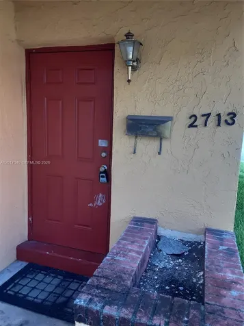 2713 NW 47th Terrace Lauderdale Lakes FL 33313