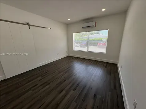 3237 SW 4th Street Miami FL 33135