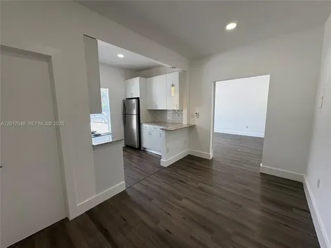 3237 SW 4th Street Miami FL 33135