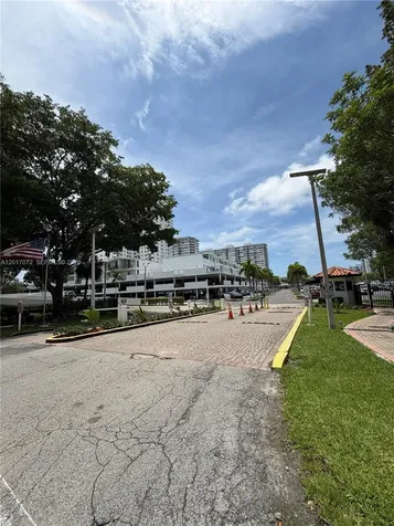 2750 NE 183rd Street Aventura FL 33160