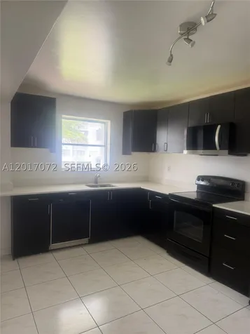 2750 NE 183rd Street Aventura FL 33160