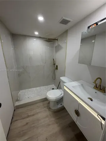 260 NW 107th Avenue Miami FL 33172