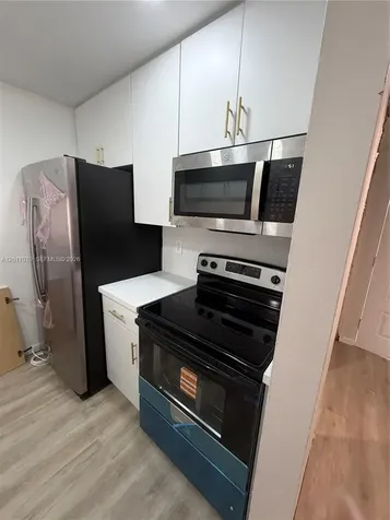 260 NW 107th Avenue Miami FL 33172