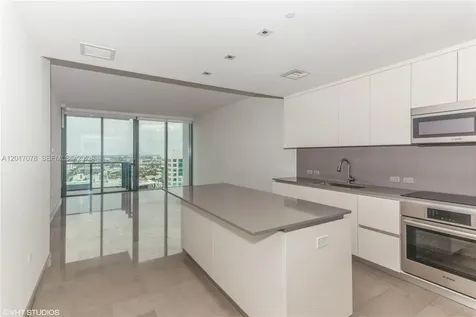 88 SW 7th Street Miami FL 33130