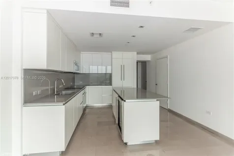 88 SW 7th Street Miami FL 33130