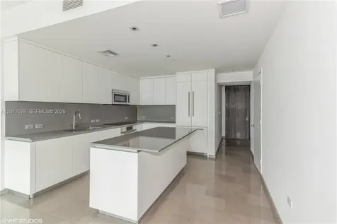 88 SW 7th Street Miami FL 33130