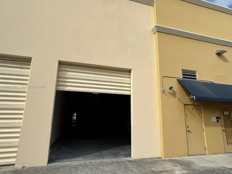 10380 W State Road 84 Davie FL 33324