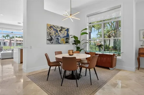 Weston FL 33327