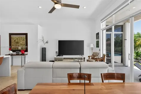Weston FL 33327