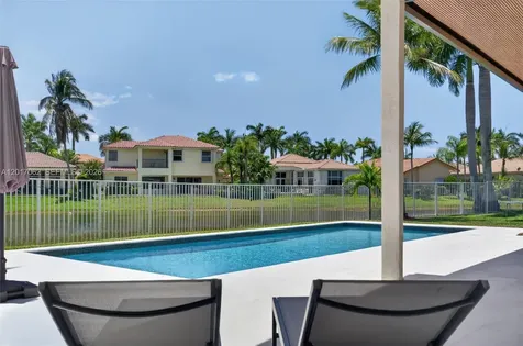Weston FL 33327