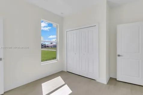 1827 Embers Parkway W Cape Coral FL 33993