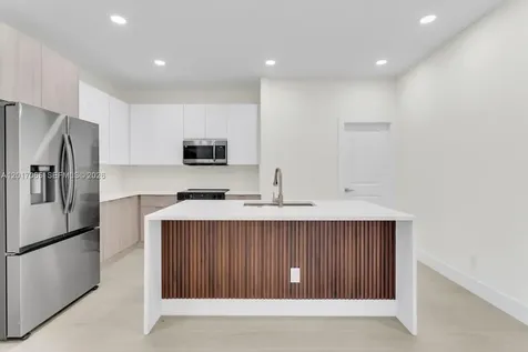 1827 Embers Parkway W Cape Coral FL 33993