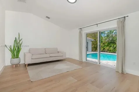 19871 SW 3rd Place Pembroke Pines FL 33029