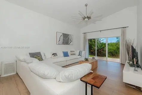 19871 SW 3rd Place Pembroke Pines FL 33029