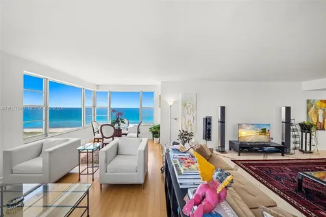 5255 Collins Avenue Miami Beach FL 33140