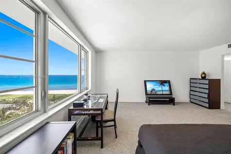 5255 Collins Avenue Miami Beach FL 33140