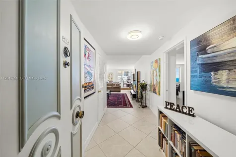 5255 Collins Avenue Miami Beach FL 33140