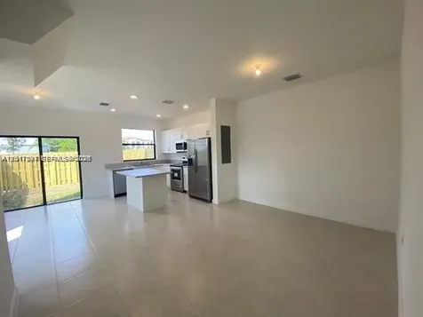 575 NE 208th Terrace Miami FL 33179