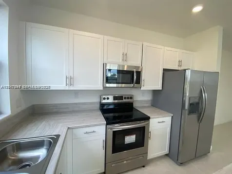 575 NE 208th Terrace Miami FL 33179