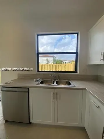 575 NE 208th Terrace Miami FL 33179