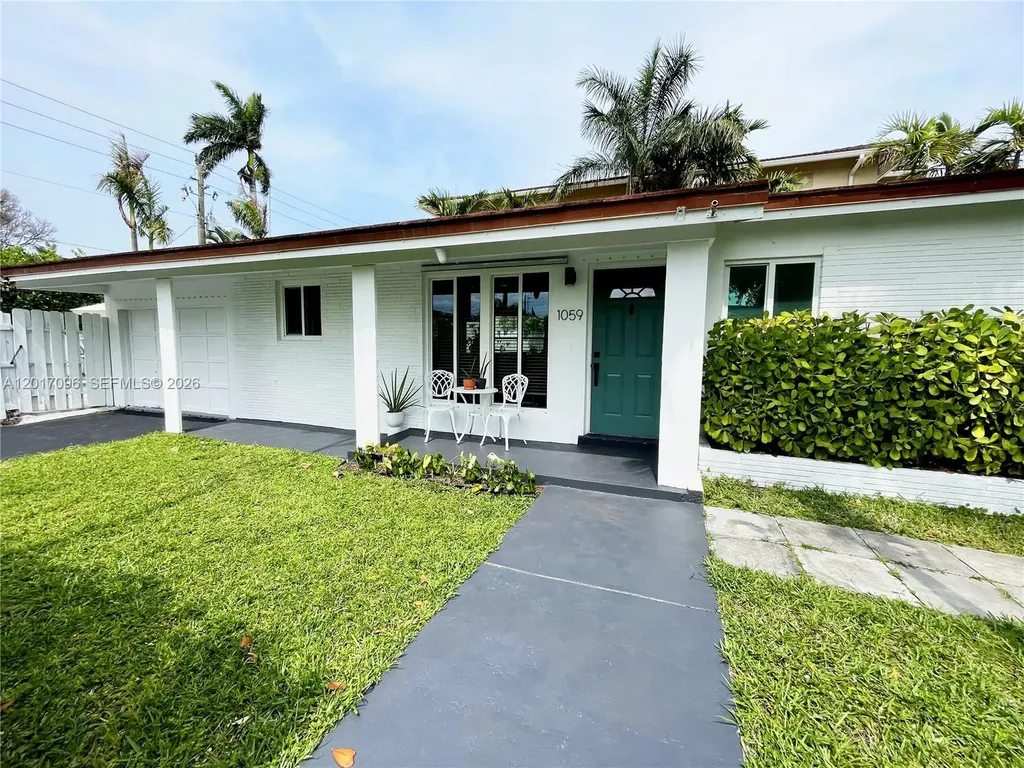 1059 Washington Street Hollywood FL 33019