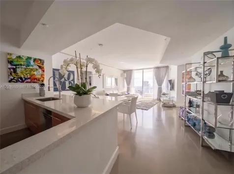 400 Alton Road Miami Beach FL 33139