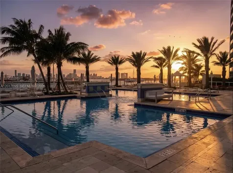 400 Alton Road Miami Beach FL 33139