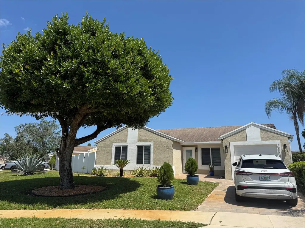 18818 Cloud Lake Circle Boca Raton FL 33496