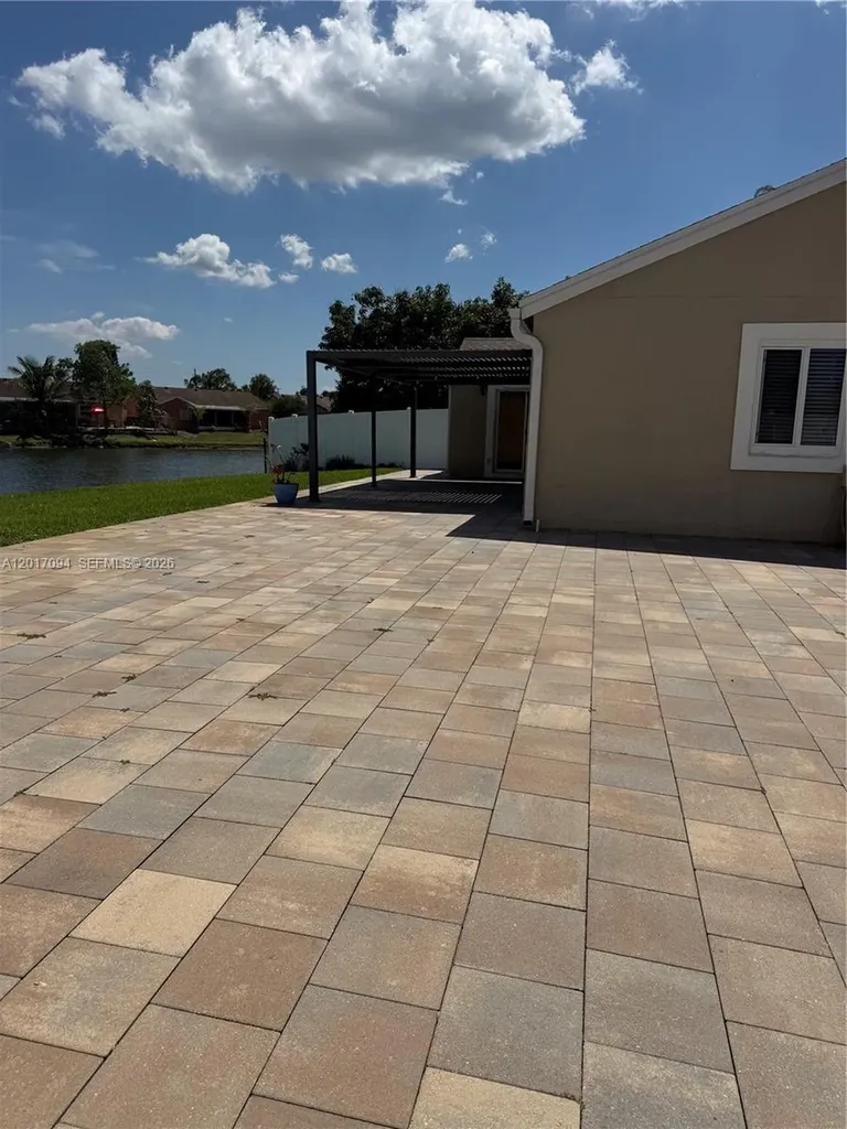 18818 Cloud Lake Circle Boca Raton FL 33496