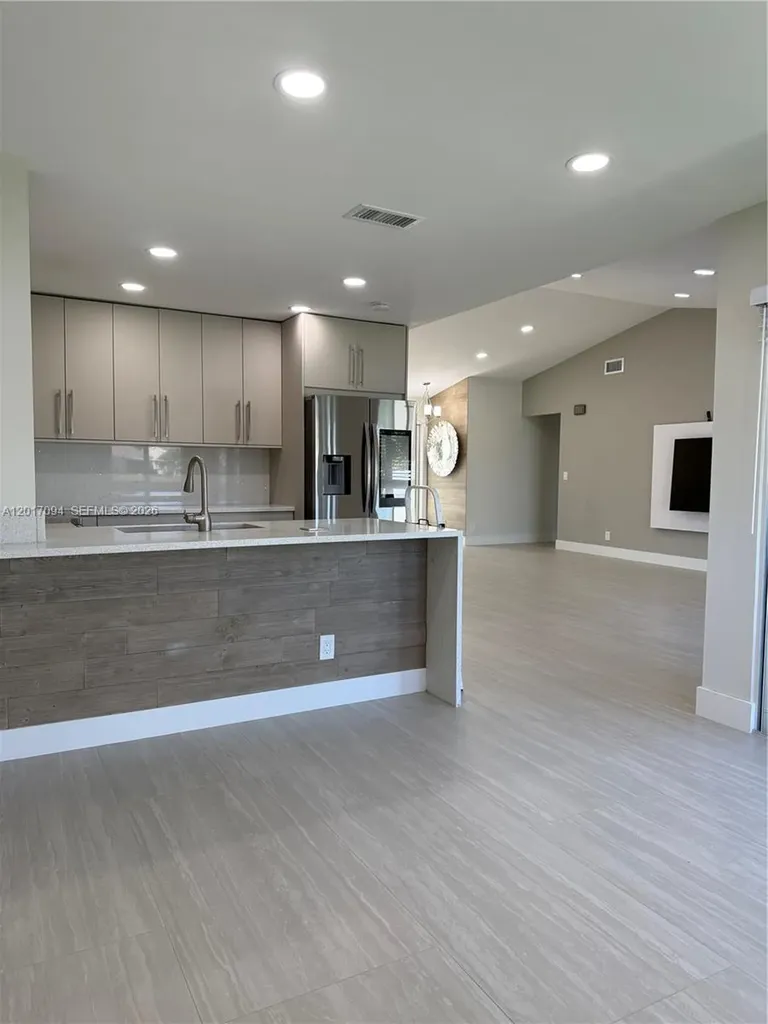 18818 Cloud Lake Circle Boca Raton FL 33496