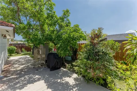18300 SW 143rd Court Miami FL 33177