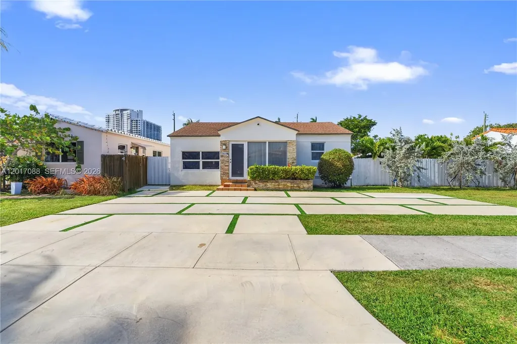 1639 Van Buren Street Hollywood FL 33020