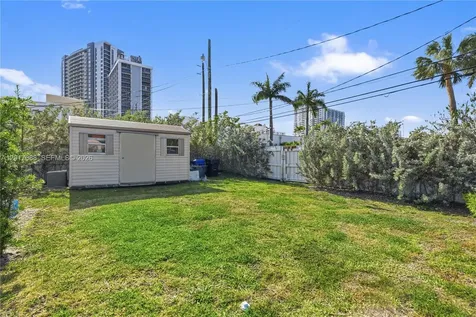 1639 Van Buren Street Hollywood FL 33020