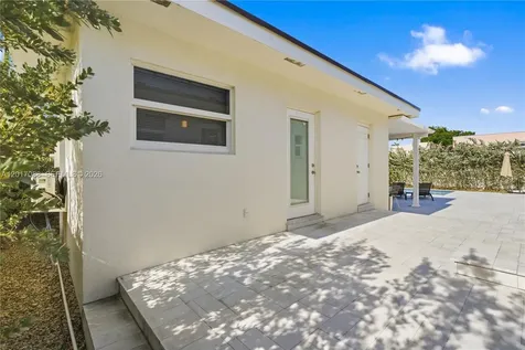 1639 Van Buren Street Hollywood FL 33020