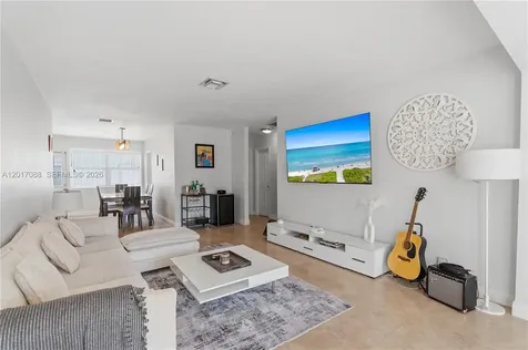 1639 Van Buren Street Hollywood FL 33020