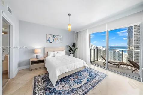 200 Biscayne Boulevard Way Miami FL 33131