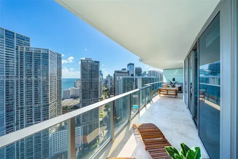 200 Biscayne Boulevard Way Miami FL 33131