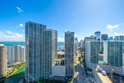 200 Biscayne Boulevard Way Miami FL 33131