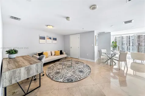 200 Biscayne Boulevard Way Miami FL 33131