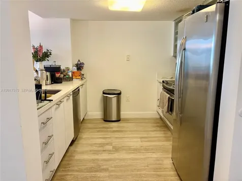 1800 N Bayshore Drive Miami FL 33132