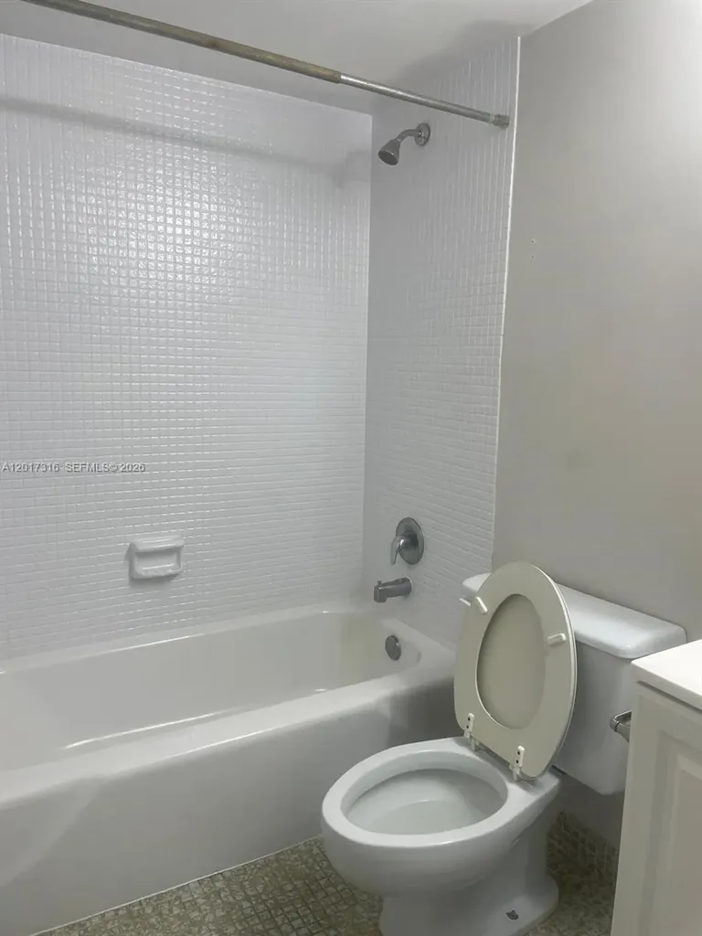 660 Tennis Club Drive Fort Lauderdale FL 33311