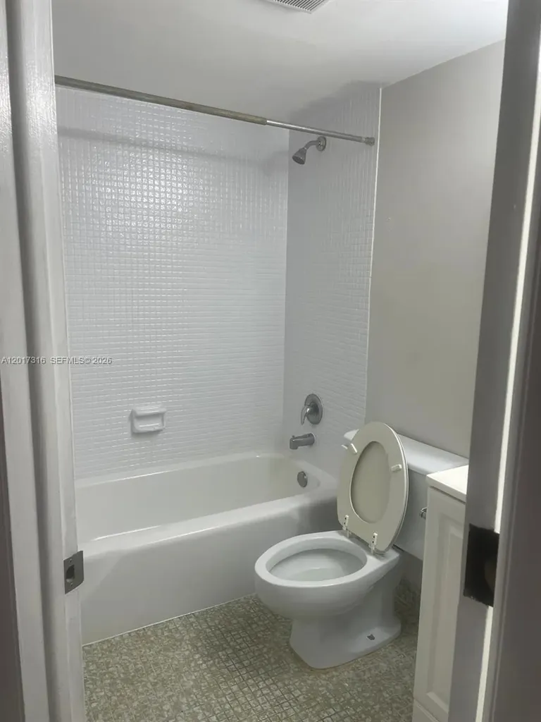 660 Tennis Club Drive Fort Lauderdale FL 33311
