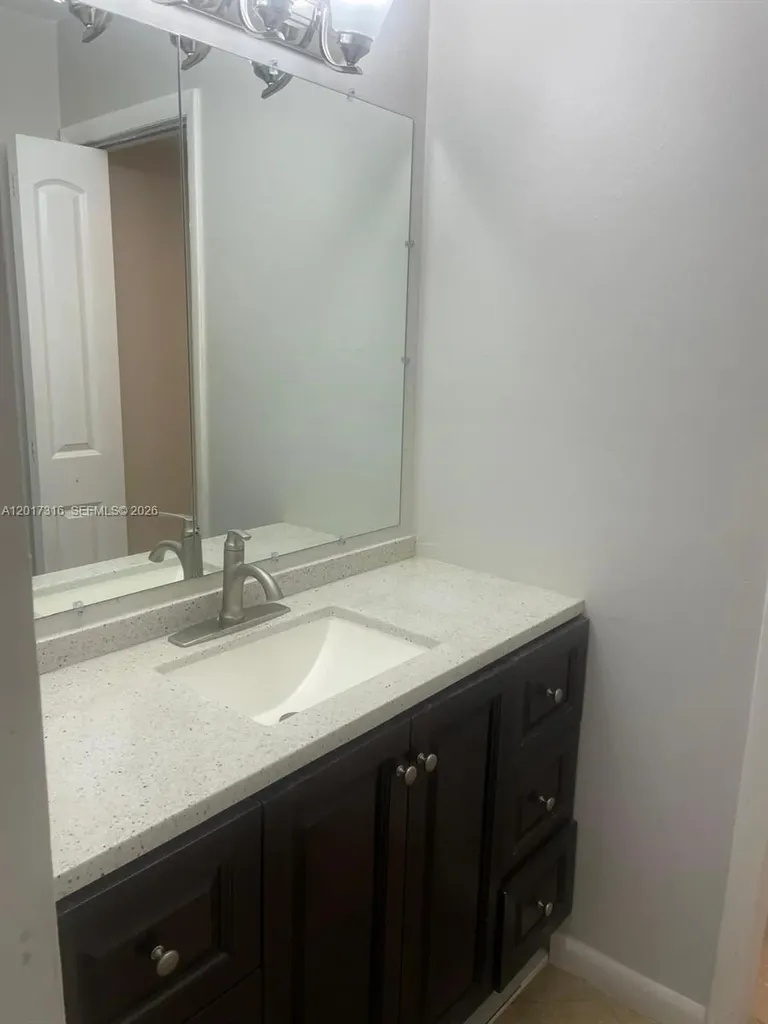 660 Tennis Club Drive Fort Lauderdale FL 33311