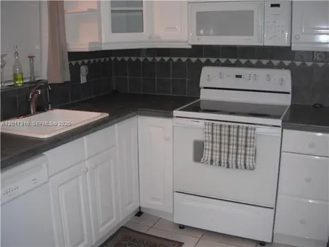 660 Tennis Club Drive Fort Lauderdale FL 33311