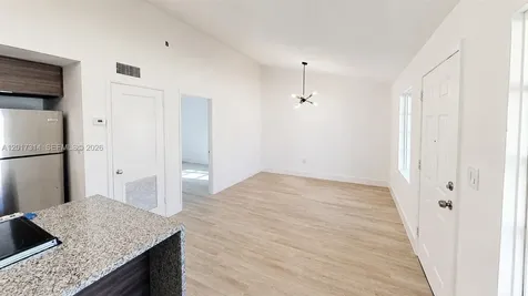 840 SW 7th Street Miami FL 33130
