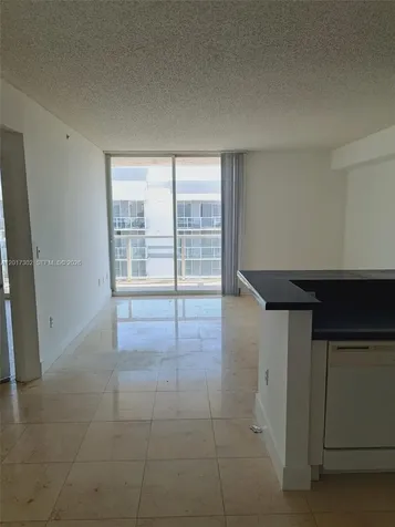 5085 NW 7th Street Miami FL 33126