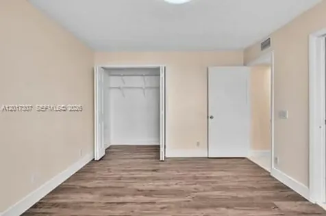 1395 Cottonwood Circle Weston FL 33326
